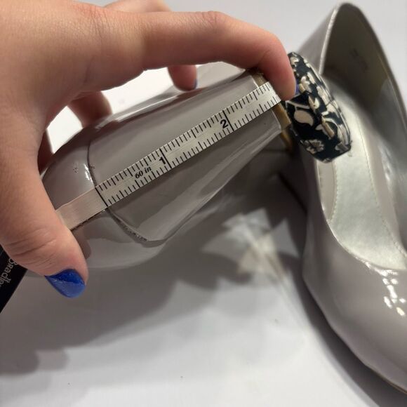 CL by Laundry Nima Patent Wedge Pump Grey Slip On 2.75” Heel Size 7.5 - Picture 15 of 16